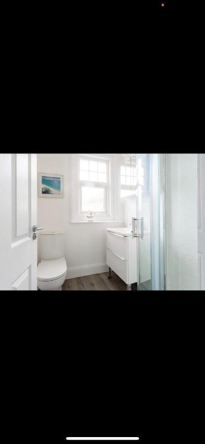 Driftwood Luxury Apartment Lyme Regis Kültér fotó