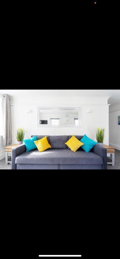 Driftwood Luxury Apartment Lyme Regis Kültér fotó