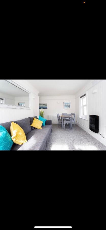 Driftwood Luxury Apartment Lyme Regis Kültér fotó